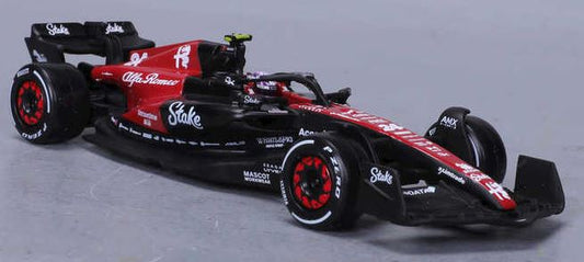 Burago 38086G Alfa Romeo F1 Team Orlen C43 #24 Zhou Guanyu - W/Case + Figure, 1:43 Scale