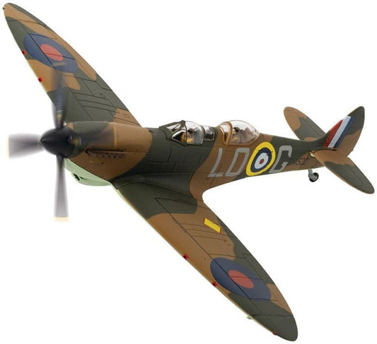 Corgi  AA29203 Supermarine Spitfire T9, SM520/ LO-G (G-ILDA), Spitfire Mk.I X4382 LO-G, RAF 602 Sqn