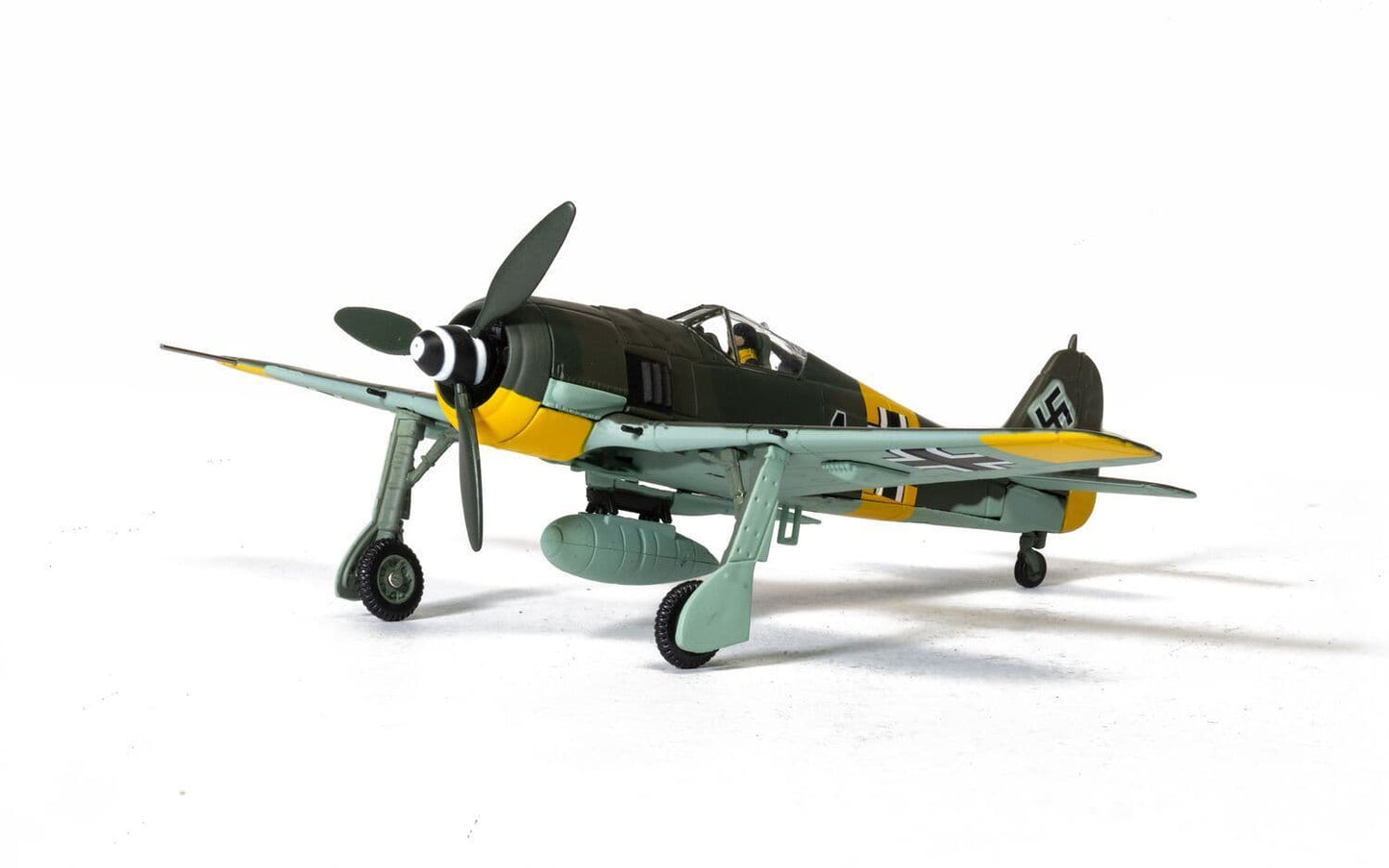 Corgi AA34318 Focke Wulf Fw 190A-8 'Black 1' Oberleutnant Otto Kittel - 1/72 Scale