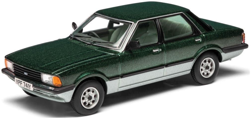 Corgi Vanguard VA15005 Ford Cortina Mk5 1.6 Carousel Forrest & Crystal Green, 1:43 Scale