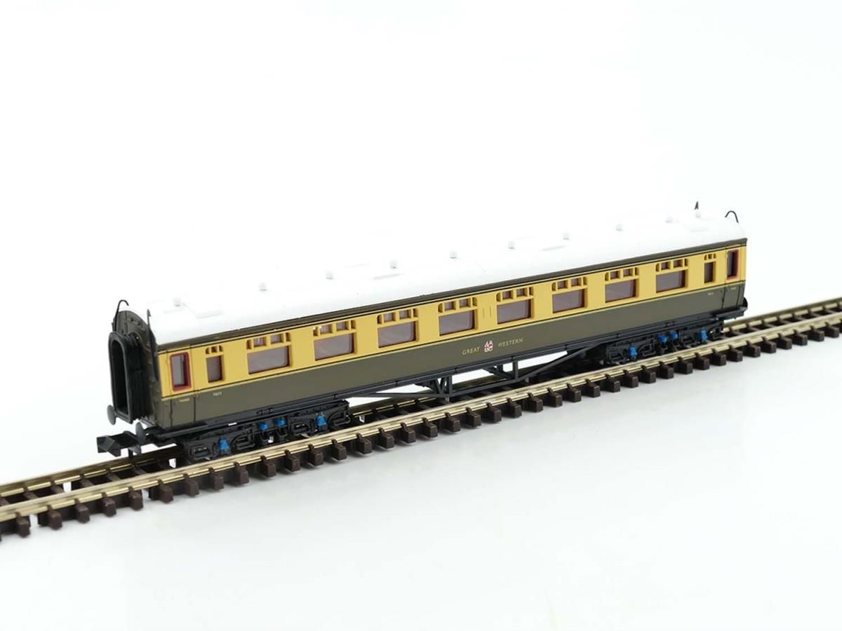 Dapol 2P-000-059 Collett Coach Composite GWR Chocolate/Cream 7011, N Gauge