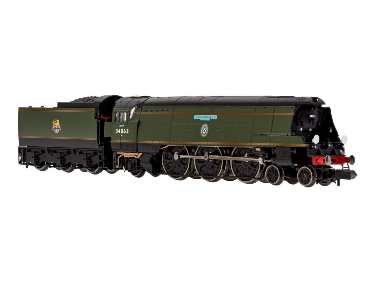 Dapol 2S-034-003S BofB 34063 '229 Squadron' BR Green Early Crest (DCC-Sound), N Gauge *PRE ORDER £313.52 *