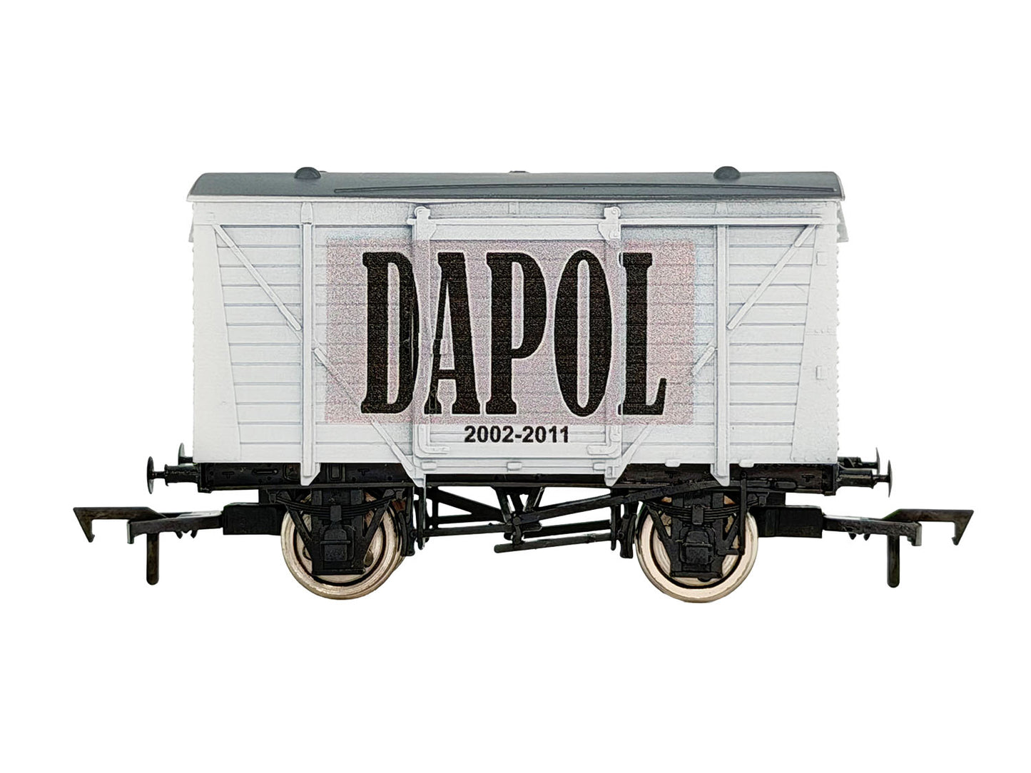 Dapol 4F-011-196 Ventilated Van Dapol 2002-2011 Logo Weathered, OO Gauge *LAST ONE**