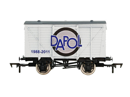 Dapol 4F-011-198 Ventilated Van Dapol 1988-2011 Logo Weathered, OO Gauge *LAST ONE**