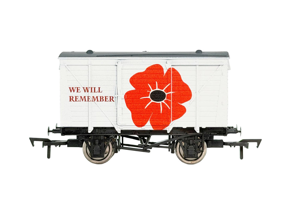 Dapol 4F-011-201 Ventilated Van We Will Remember Poppy, OO Gauge *PRE ORDER £15.2 *