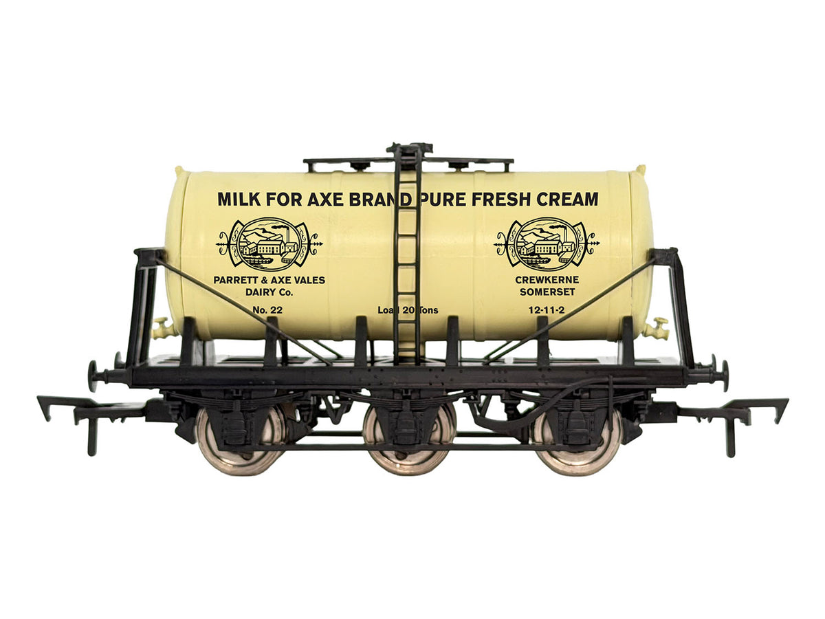 Dapol 4F-031-147 6 Wheel Milk Tank Axe Brand Cream, OO Gauge *PRE ORDER £18.85 *