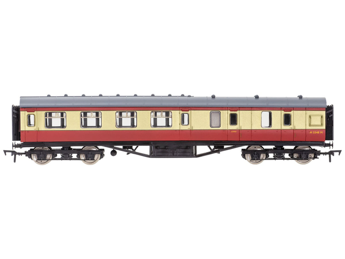 Dapol 4P-010-402 57ft Stanier Corridor Brake Composite M5545M BR Red/Cream, OO Gauge *PRE ORDER £33.25 *