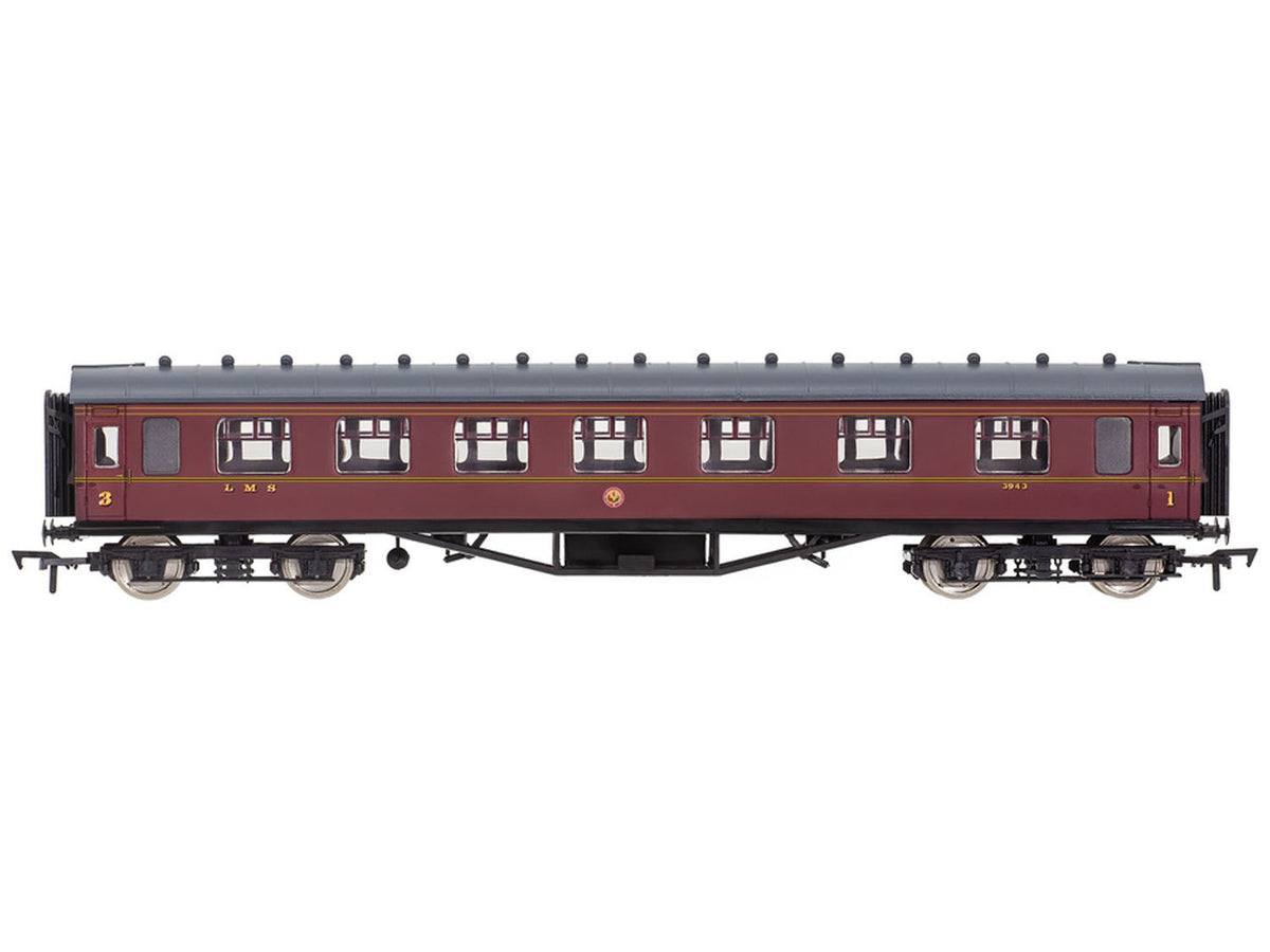 Dapol 4P-010-502 60ft Stanier Corridor Composite 3947 LMS Lined Maroon, OO Gauge *PRE ORDER £33.25 *