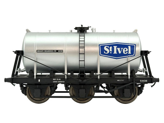 Dapol 7F-031-012 6 Wheel Milk Tank Unigate Creameries/St Ivel S4430, O Gauge *PRE ORDER £74.38 *