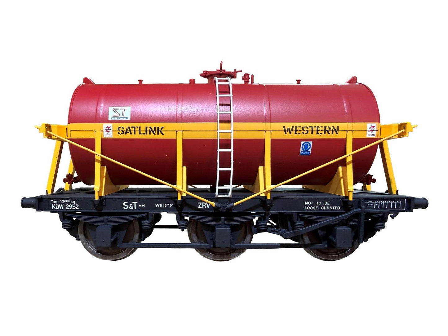 Dapol 7F-031-014 6 Wheel Milk Tank Satlink Western ADW2952, O Gauge *PRE ORDER £74.38 *