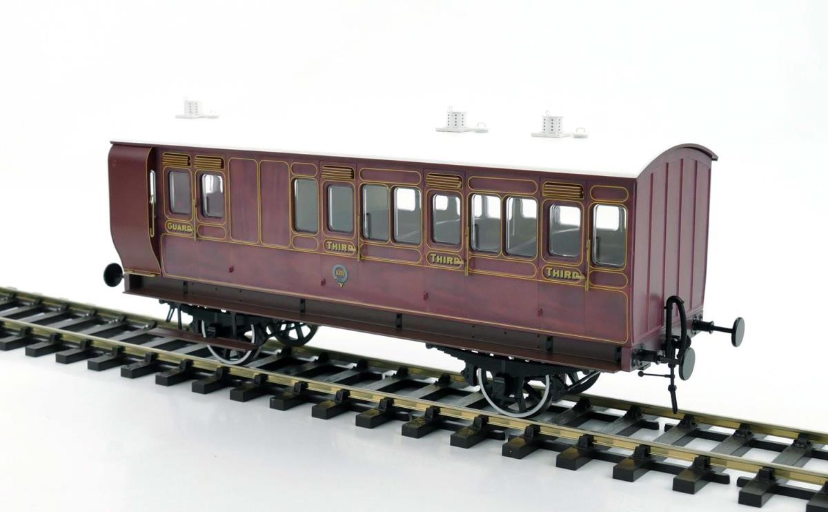 Dapol 7P-020-501D Stroudley 4 Wheel Main Line Coach Brake 3rd 1032 Mahogany DCC *LAST FEW*