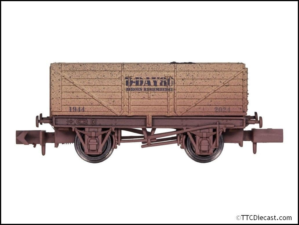 Dapol 2F-071-091 7 Plank Wagon D Day 80th Anniversary Weathered N Gauge - PRE ORDER £13.25
