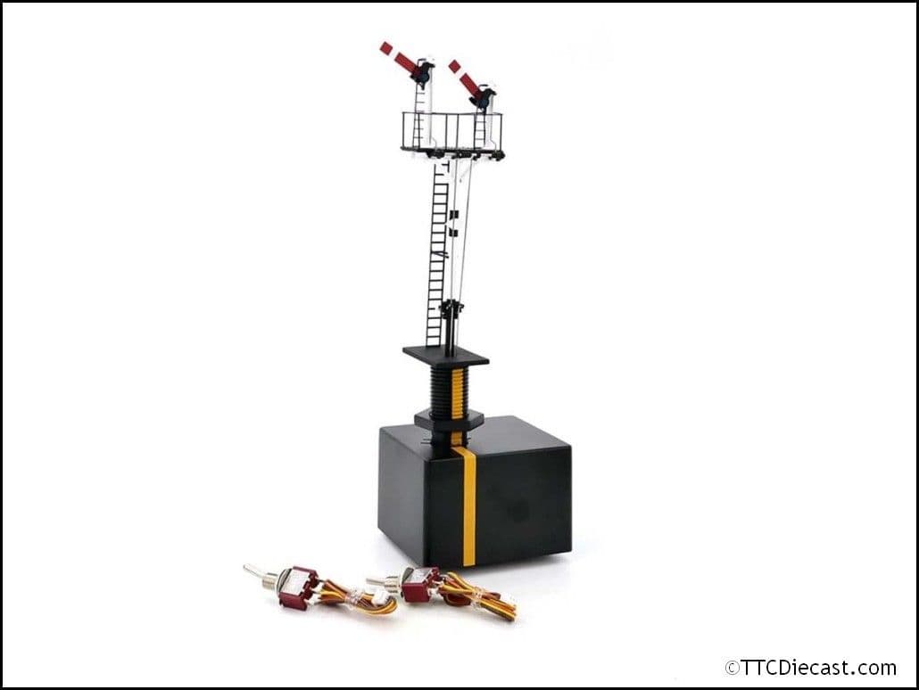 Dapol 4L-002-003 LMS Junction Signal 2 Arms Short RH Post, OO Gauge