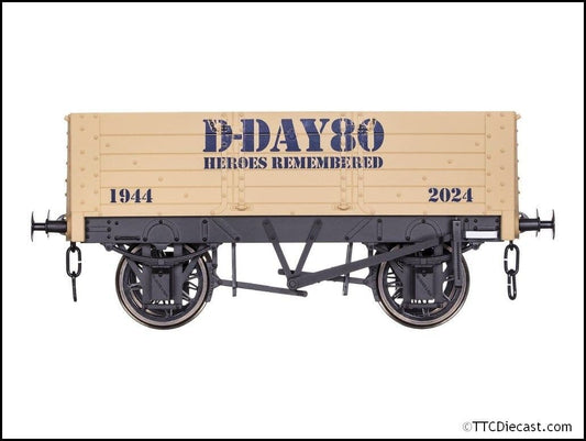 Dapol 7F-052-015 5 Plank Wagon 9ft Wheelbase D Day 80th Anniversary O Gauge