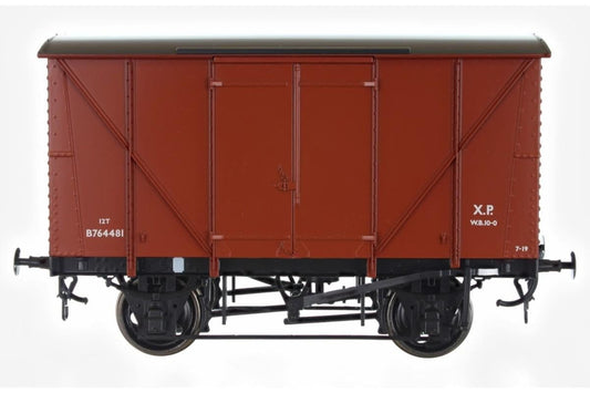 Dapol 7F-056-018 BR Standard Plywood Van Diagram 213 Bauxite B764481, O Gauge