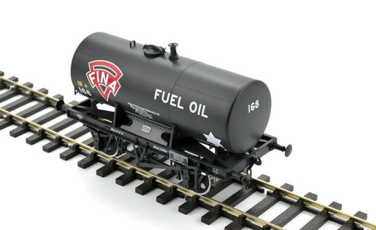 Dapol 7F-063-002 14t Anchor Mounted Class B Tank Wagon Fina 168, O Gauge