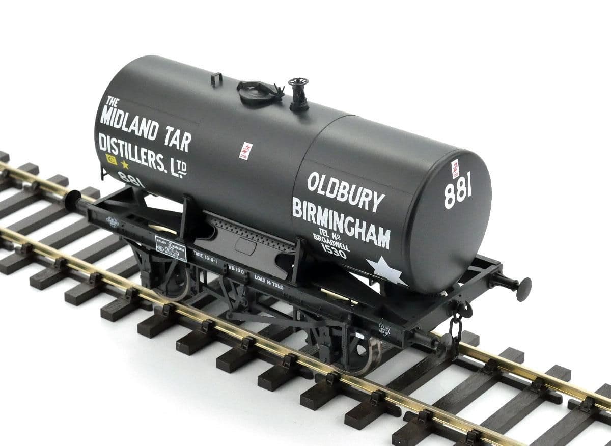 Dapol 7F-063-005 14t Anchor Mounted Class B Tank Wagon Midland Tar Dist 881, O Gauge