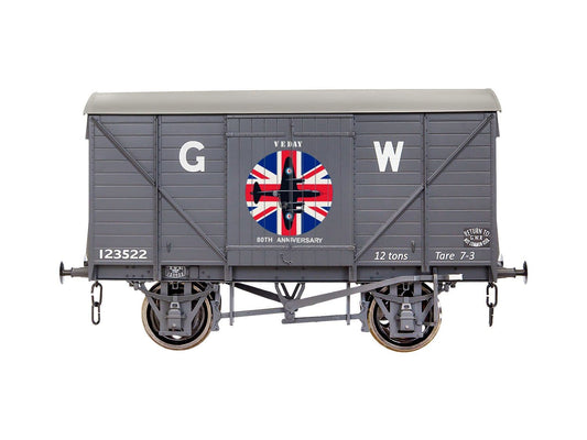 Dapol 7F-066-010W GW Standard 12t Van VE Day 80th Anniversary Airforce Wthrd O Gauge *PRE ORDER £53.99*