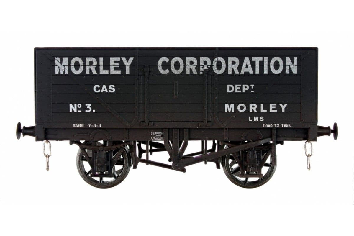 Dapol 7F-080-032W 8 Plank Wagon Morley Corp 3 Weathered, O Gauge *LAST FEW*