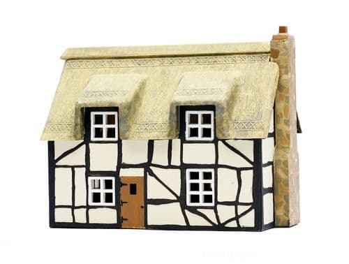 Dapol C020 Thatched Cottage