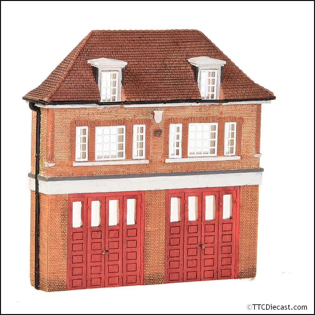 Scenecraft 42-240 Low Relief Fire Station, N Gauge