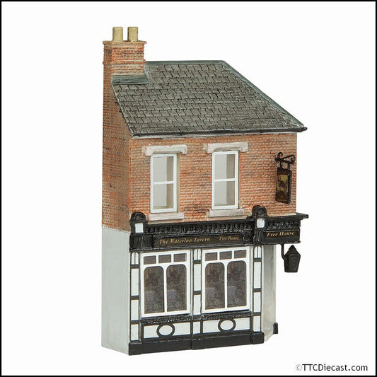 Scenecraft 42-267 Low Relief Corner Pub - N Gauge