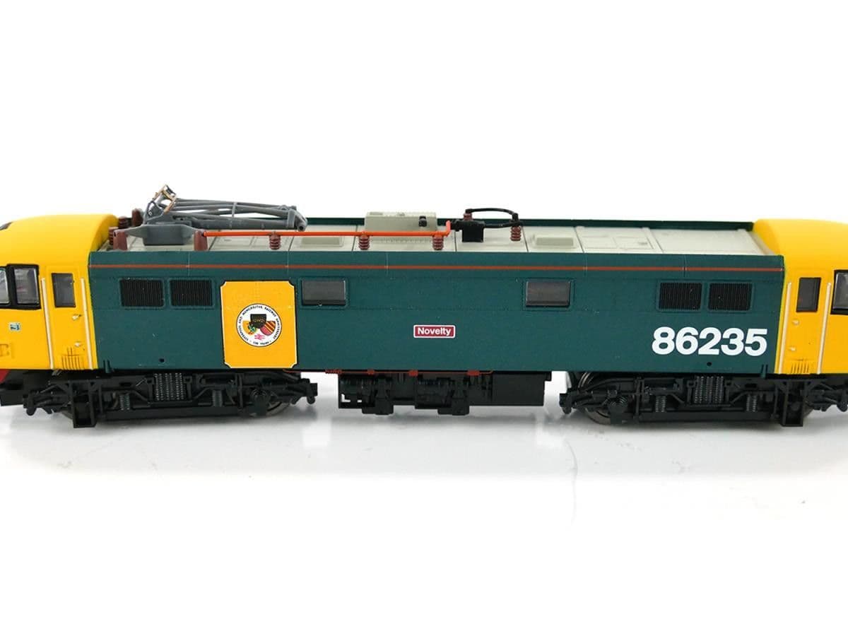GM Collection GM2210801 Class 86 235 'Novelty' BR Rainhill 150 Blue/Yellow - N Gauge