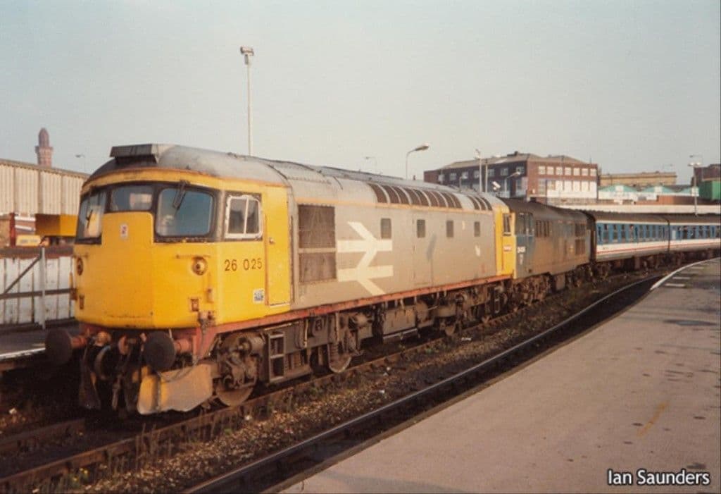 GM Collection GM4240501 Class 26 025 Railfreight Red Stripe Tatty w/ED Westie - PRE ORDER £186.96