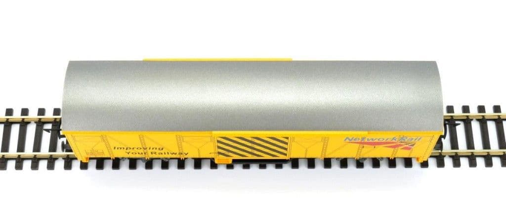 GM Collection GM4430101 Track Cleaning Wagon Network Rail - OO Gauge