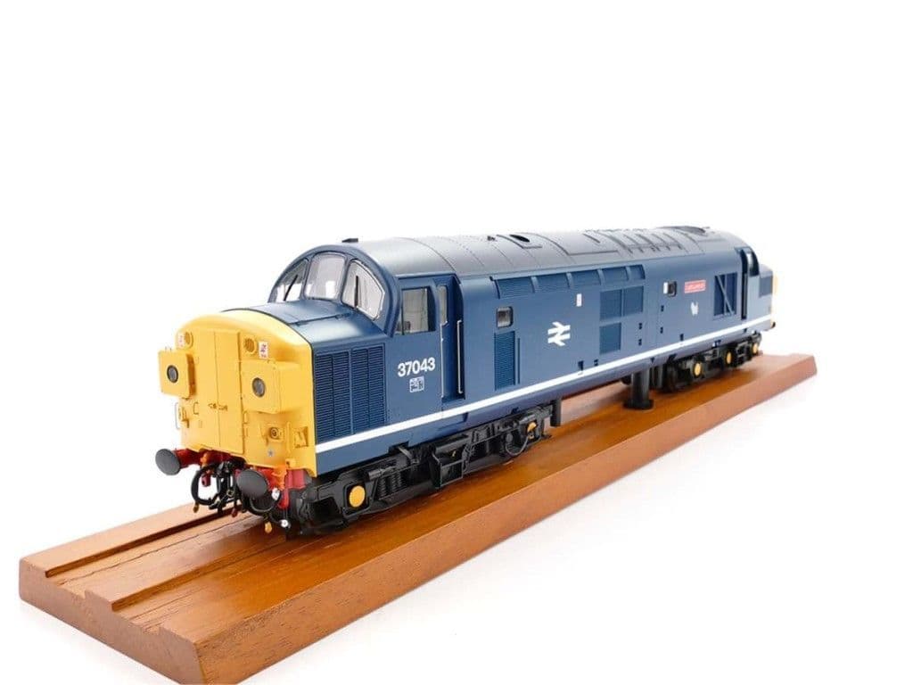 GM Collection GM7240401 Class 37 043 'Loch Lomond' BR Blue w/White Stripe O Gauge PRE ORDER £569.46