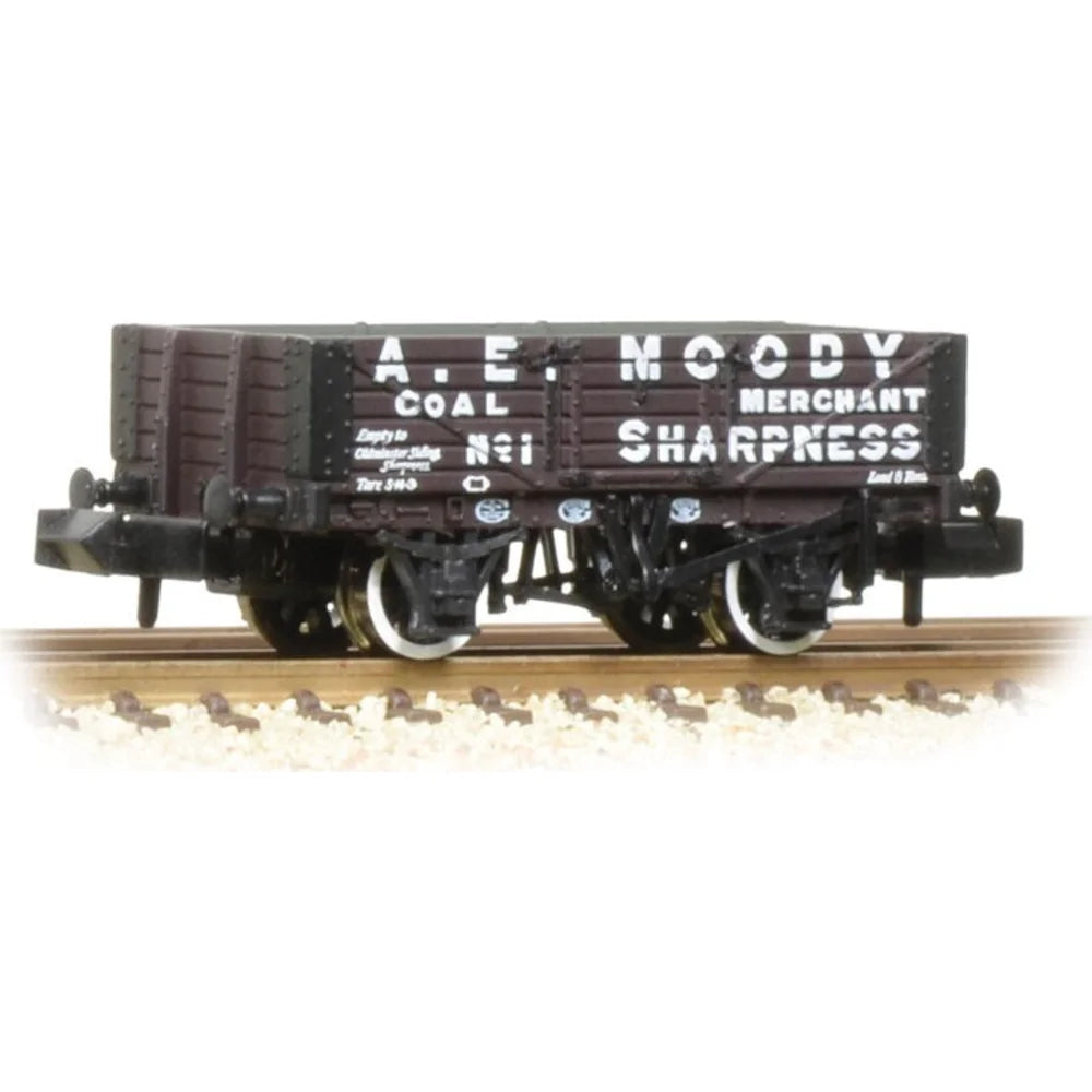 Farish 377-060 5 Plank Wagon A.E. Moody (Brown) *LAST FEW**, OO Gauge