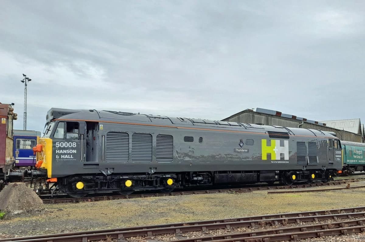 Heljan 4034 Class 50 50008 'Thunderer' Hanson & Hall, O Gauge