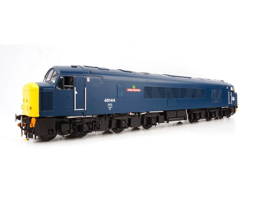 Heljan 4526 Class 45 144 'Royal Signals' BR Blue, O Gauge