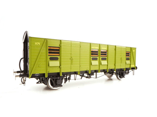 Heljan 9150 PMV 1171 Southern Railway (Even Planks), O Gauge