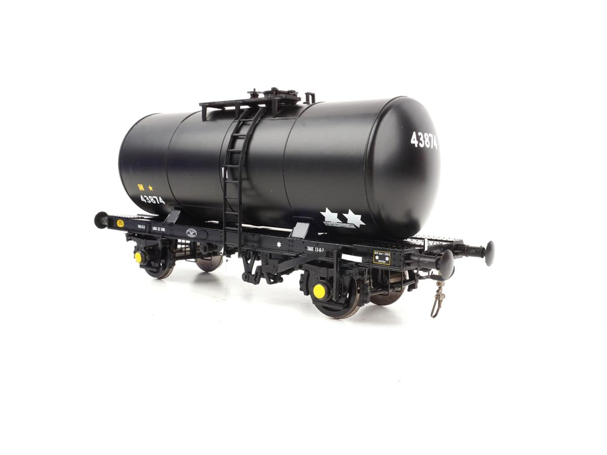 Heljan 1021 35t B Tank Wagon Esso Black Unbranded , O Gauge