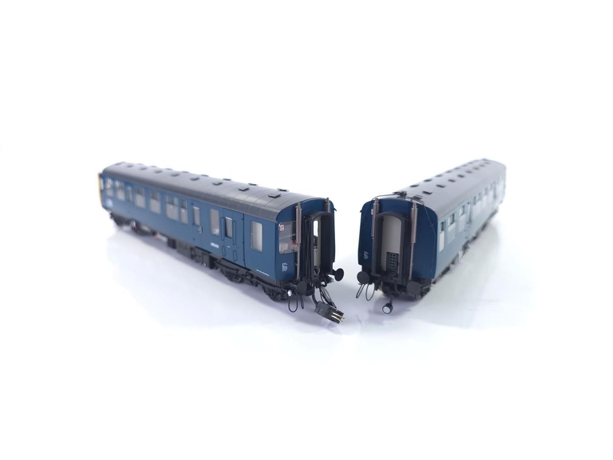 Heljan 1455 Class 104 2 Car DMU M53421/M53529 BR Blue, OO Gauge