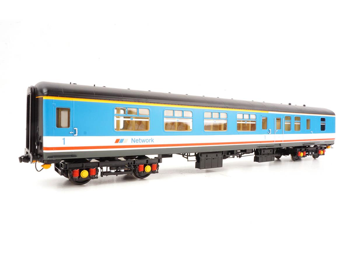 Heljan 2421 British Rail Mk2 - BFK Network SouthEast light blue, O Gauge