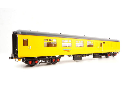 Heljan 2425 British Rail Mk2 - BFK Network Rail yellow , O Gauge