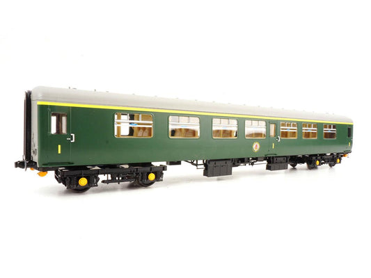 Heljan 2436 British Rail Mk2 - FK BR(S) green, O Gauge