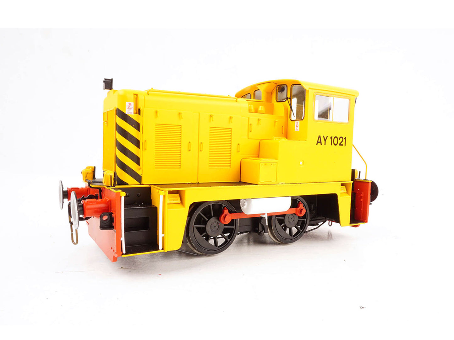 Heljan 2875 Class 02 Unnumbered Industrial Yellow w/Wasp Stripes, O Gauge