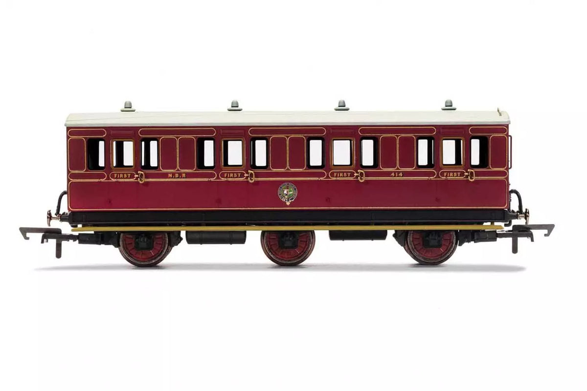 Hornby R40135 NBR, 6 Wheel Coach, 1st Class, Fitted Lights, 414 - Era 2 OO Gauge *LAST FEW**