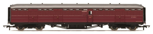 Hornby R40461 BR Gresley Corridor Crimson Passenger Brake E70448E, OO Gauge
