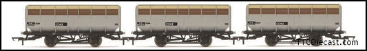 Hornby R60255 BR Coke Hopper Wagon Triple Pack - OO Gauge