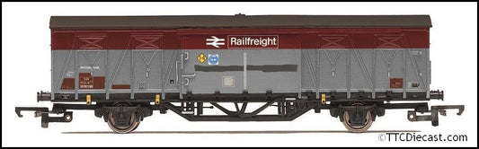 Hornby R60265 RailRoad BR Railfreight, VIX Ferry Van, DB787299 - Era 6 - OO Gauge