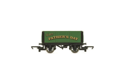 Hornby R60284 2025 Fathers Day Wagon, OO Gauge