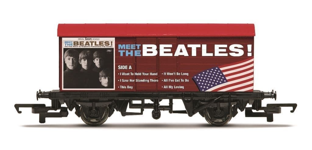Hornby R60300 Meet The Beatles 'Please Please Me' US and UK Album Covers Wagon - PRE ORDER £20.69