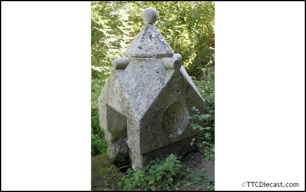 Hornby R7298 Village Pump, OO Gauge