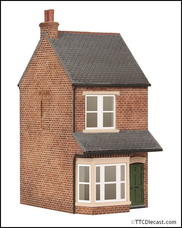 Hornby R7358 Right Hand 2 Up/2 Down Terraced House OO Gauge - PRE ORDER £25.19