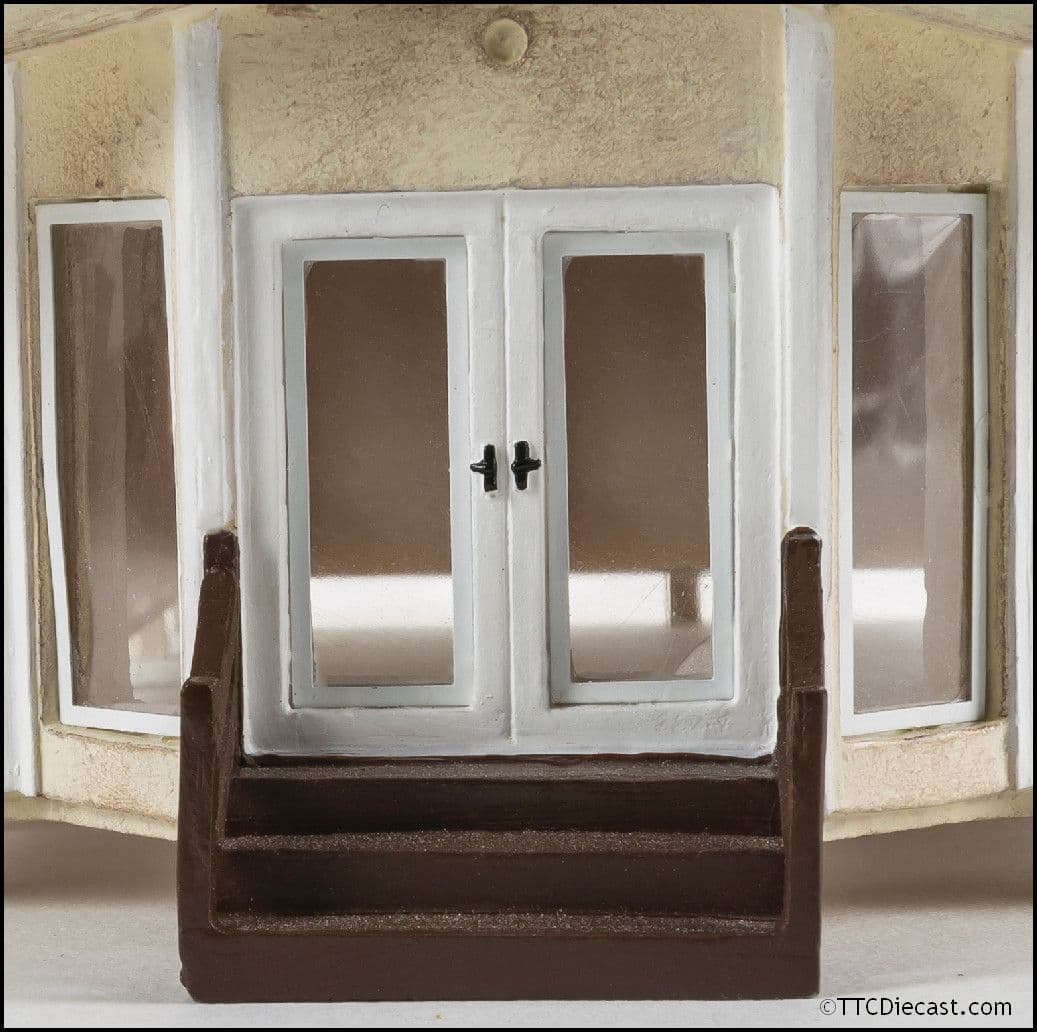 Hornby R9802 Modern Prefab