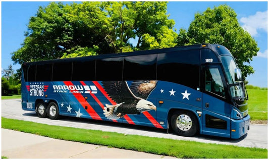 Iconic Replicas 870689 MCI J4500 Coach: Arrow Stage Lines Veteran Strong 1:87 Scale *PRE ORDER £50.39*